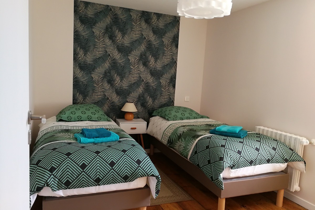 location Le Faouët Clévacances Cozic possibilité chamvre 2 lits de 80