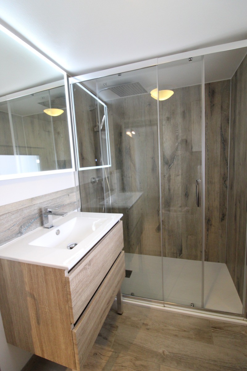 Salle d'eau avec wc - Gite des Cucherons