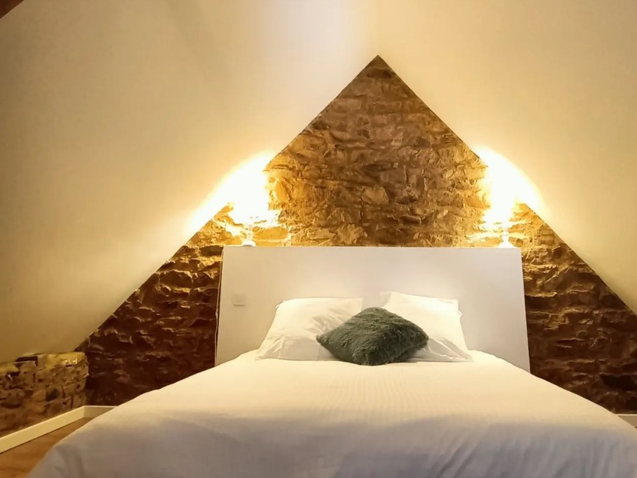 Rénovation de qualité et charme de l'ancien, Gîte de charme avec SPA pour 4 personnes à 15 mn des plages, Plélo, Côtes d'Armor, Bretagne