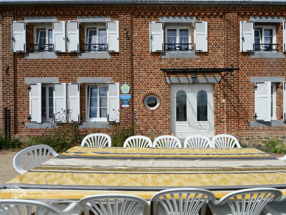 Façade