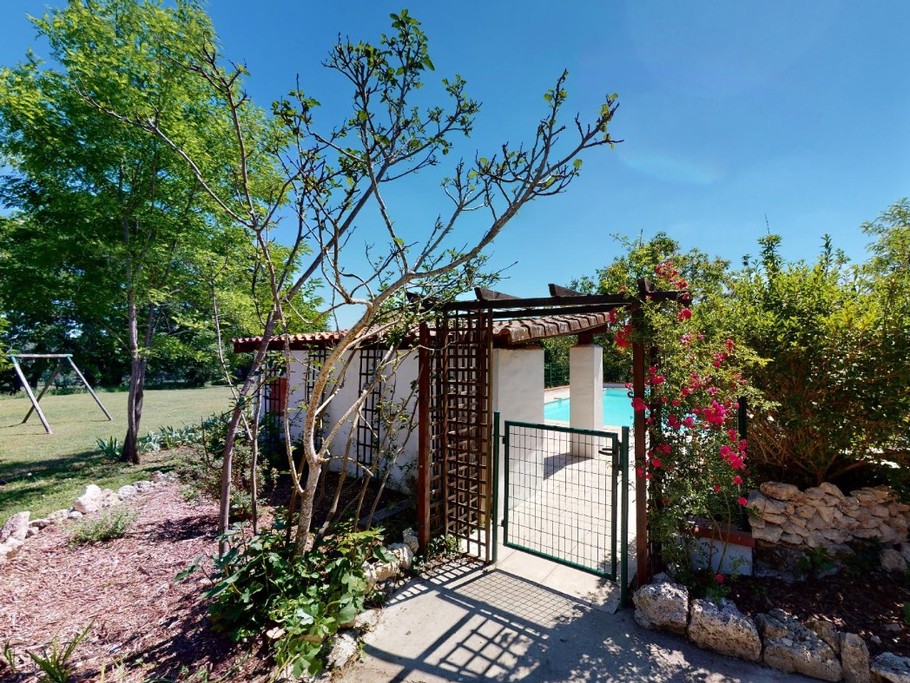 Photo n° 16 de la location