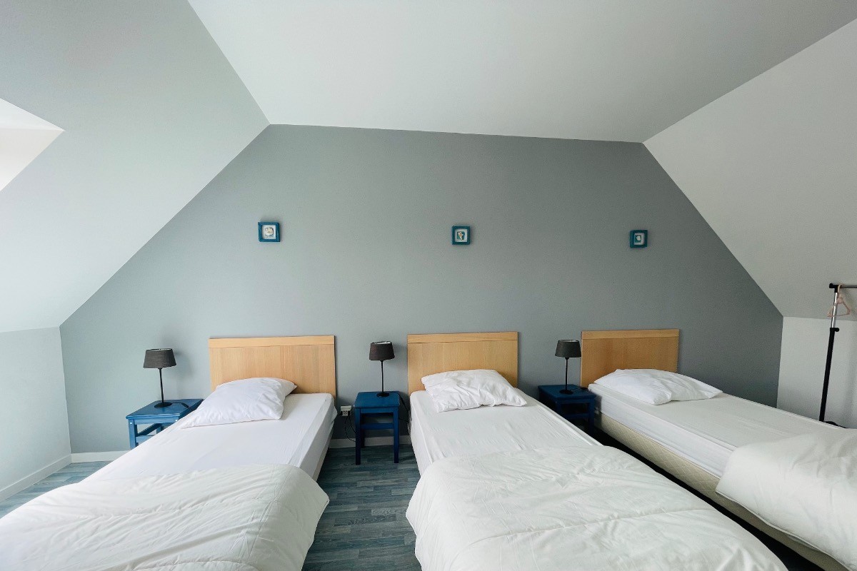 Chambre avec lits individuels (90/200)