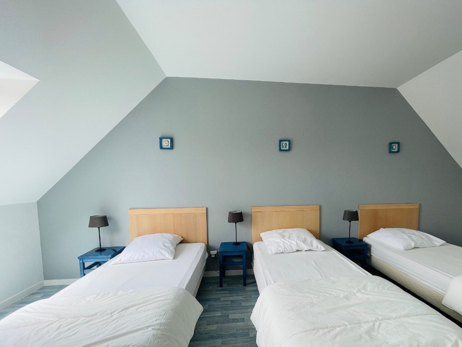 Chambre avec lits individuels (90/200)