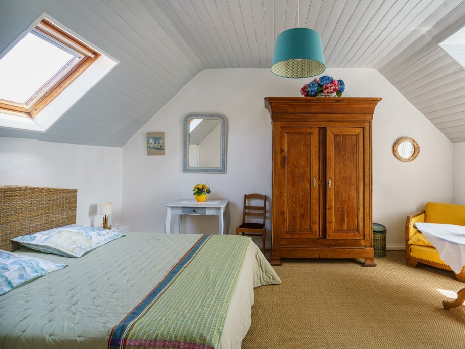 Une seconde chambre avec un lit 160 et un lit 120