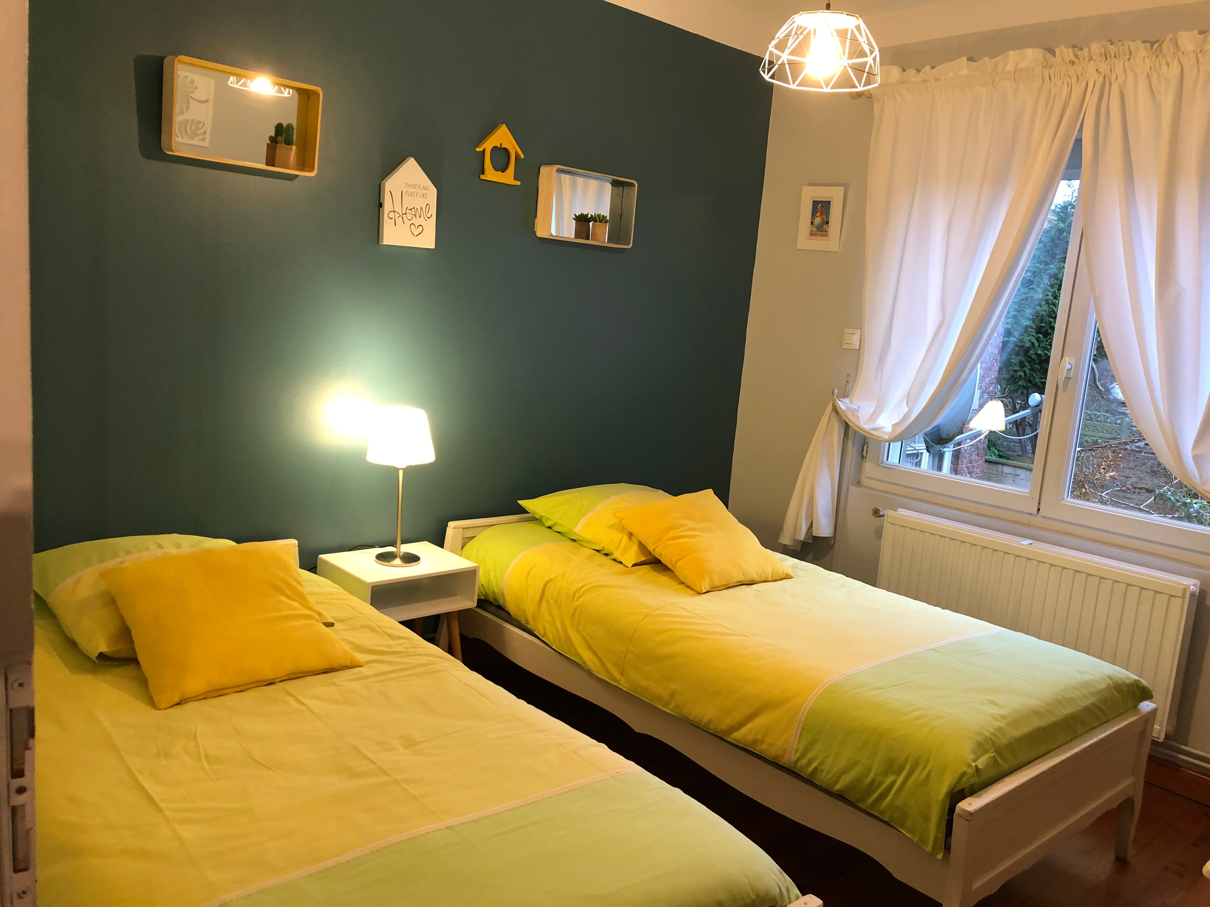 Chambre 2 lits en 90