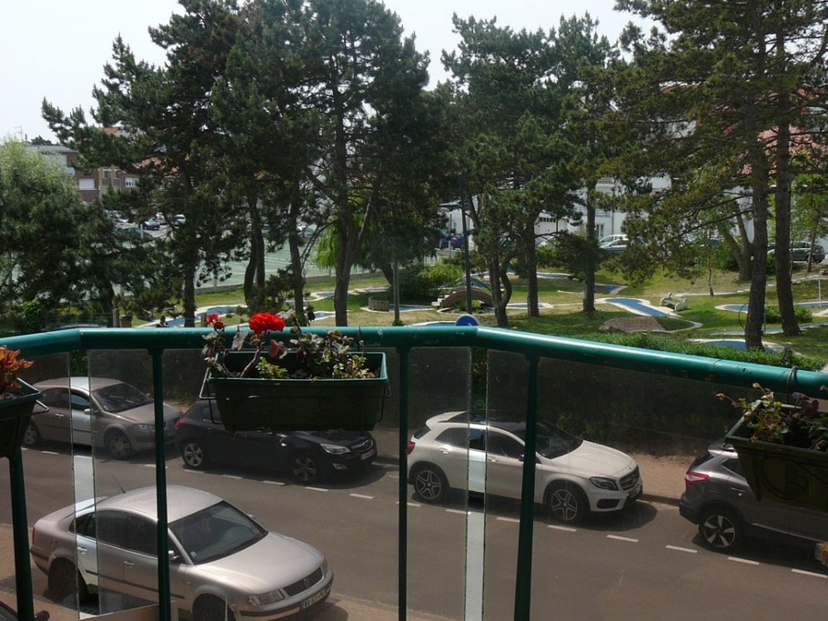 Vue sur parc de loisirs