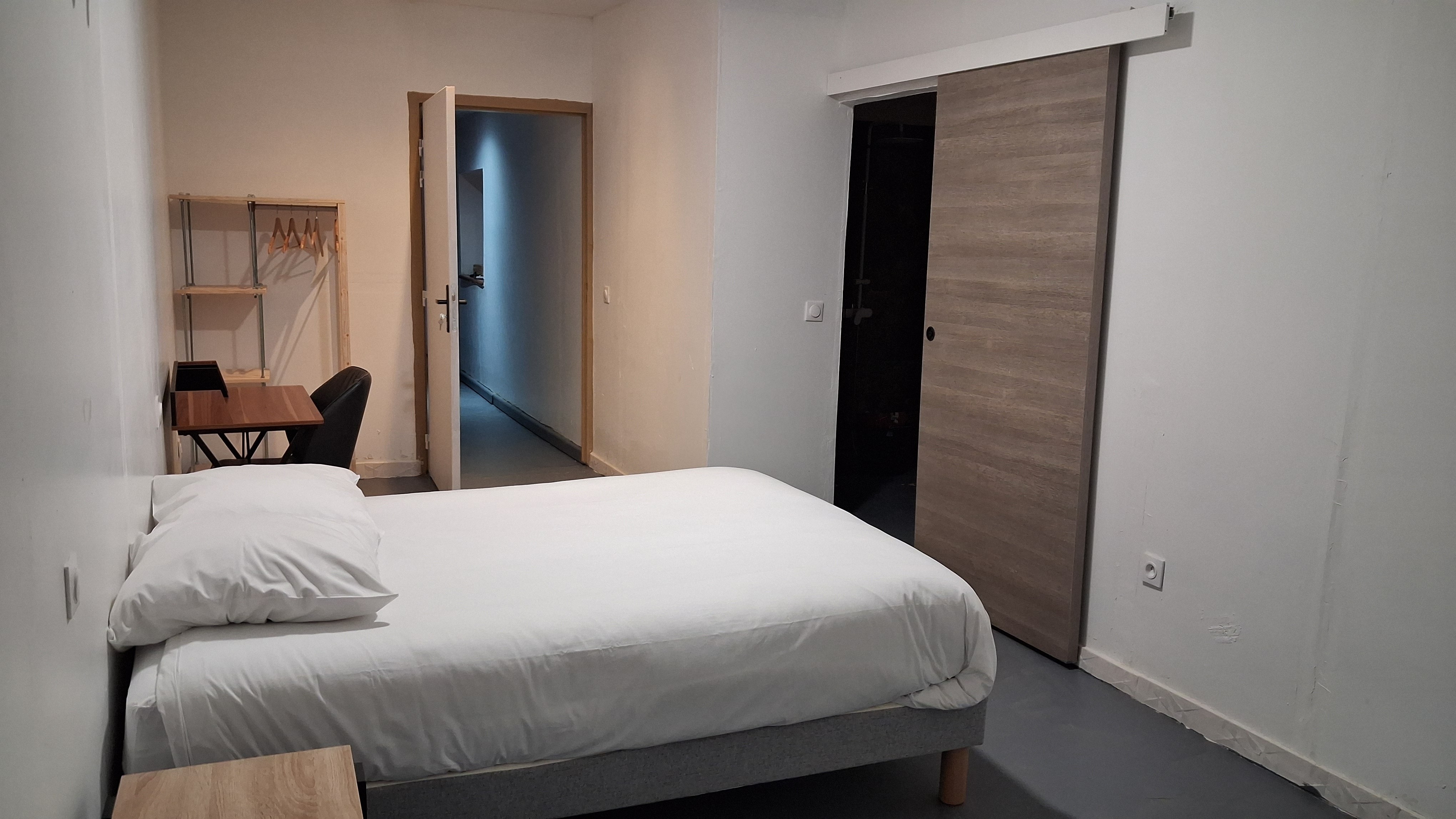 1 ère chambre - Rez-de-chaussée - Gîte Ukhutula , Vollore-Montagne , Puy-de-Dôme , Auvergne