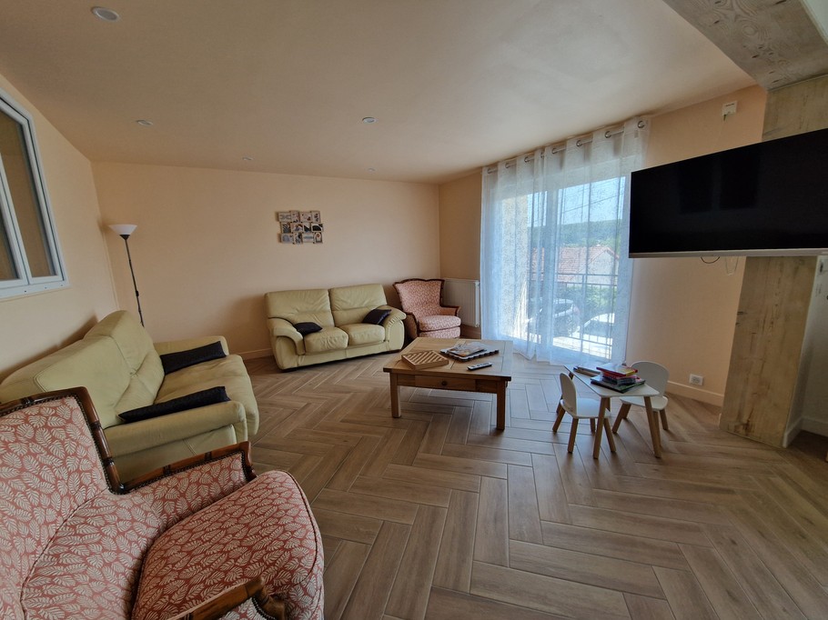 Spacious living room - Douce Escapade Meuse