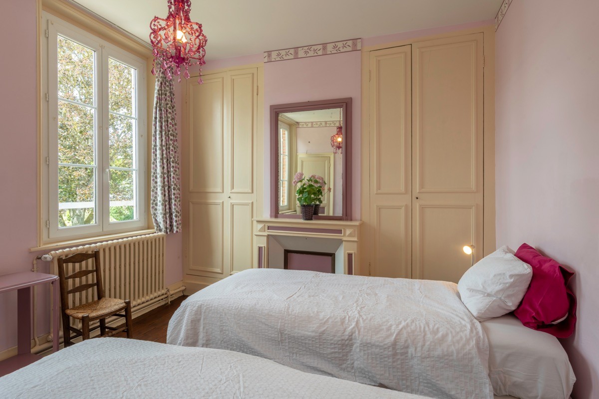 Chambre deux lits 1er étage