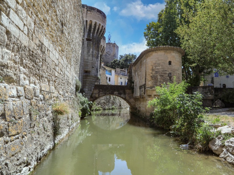 Vue de Pernes les Fontaines ©Alain Hocquel/VPA