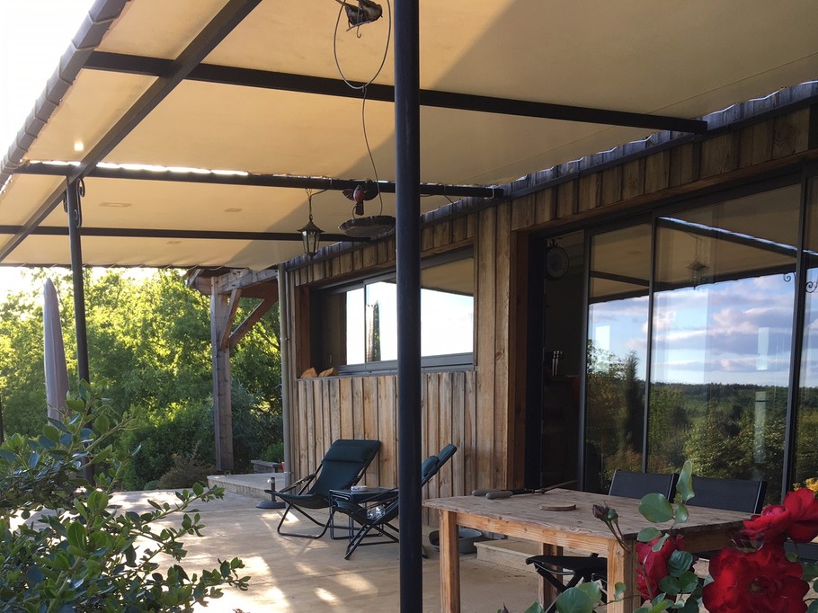 Terrasse Le Lion d'Or Mauzac et Grand Castang 24150 Dordogne Clévacances