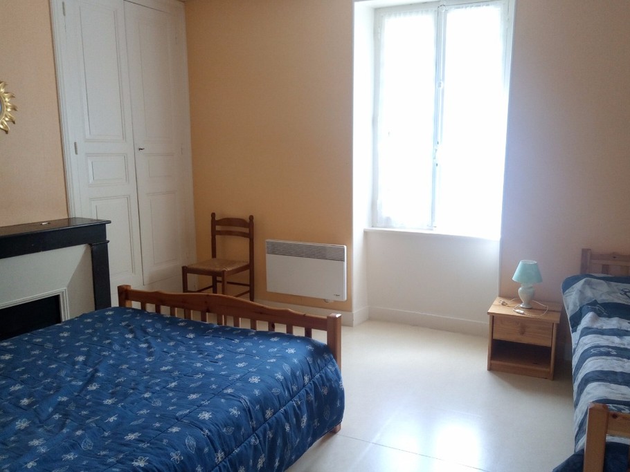 Mazoires - Cézallier - Chambre 2