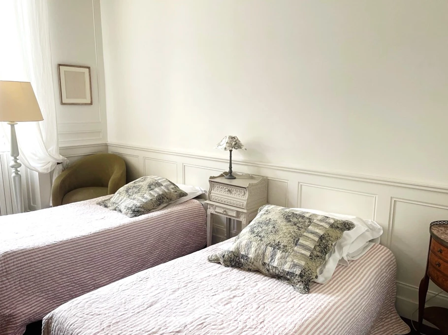 Bedroom 1 - 2 beds 90 cm