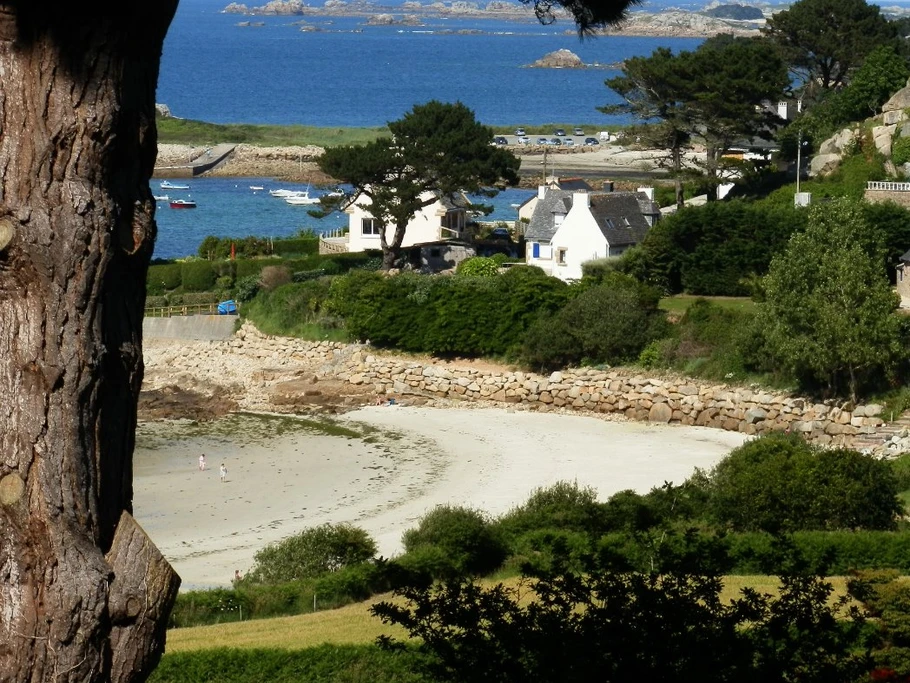 Vue de Port l'épine situé à 1 km du gîte