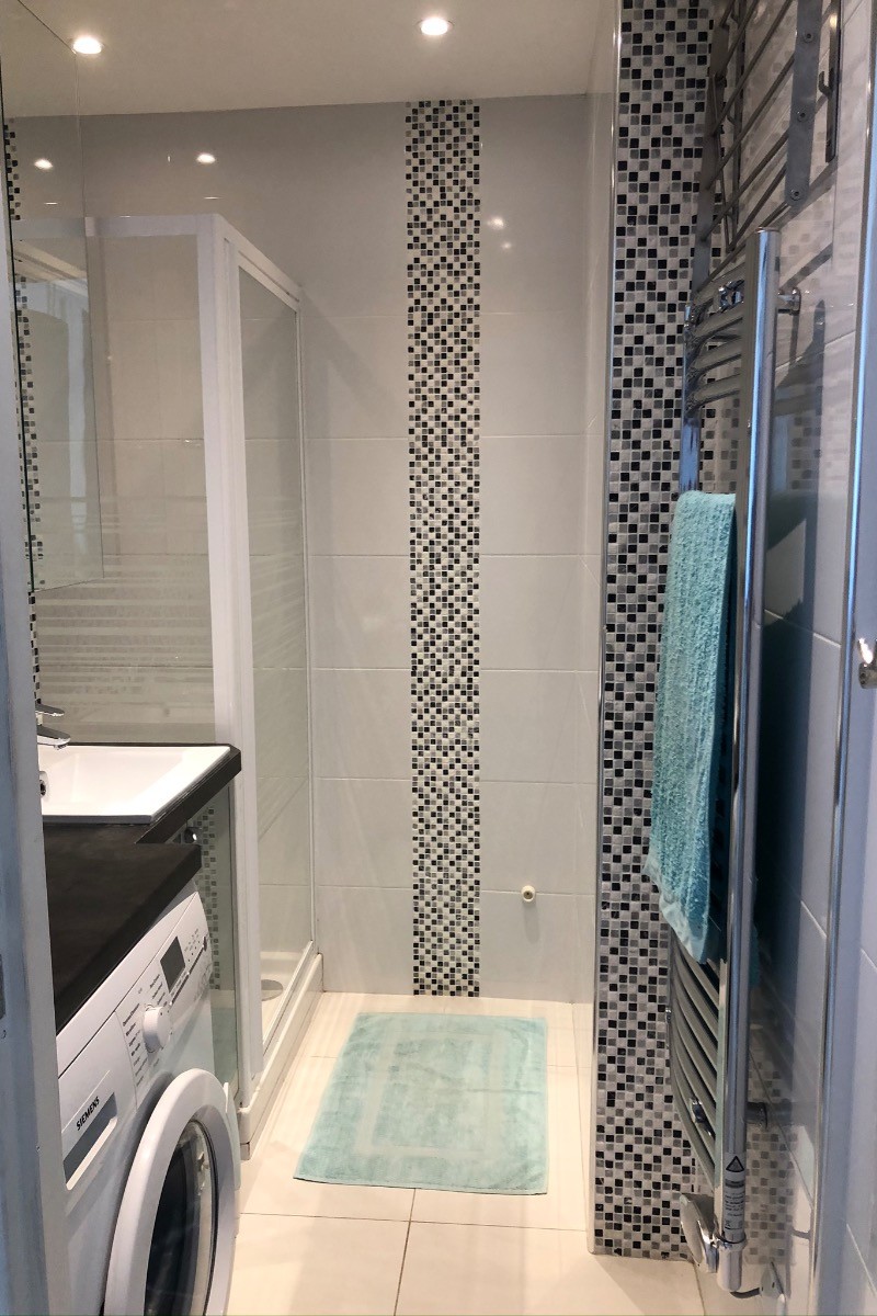 Salle de bain moderne