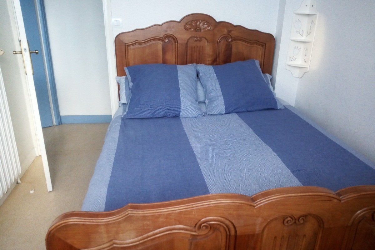 Chambre côté mer, lit en 140