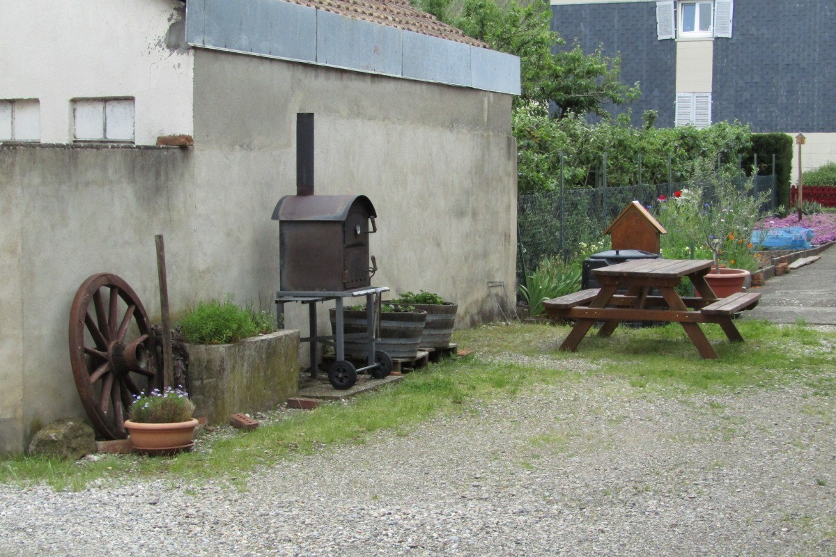 Extérieur / Four et Table