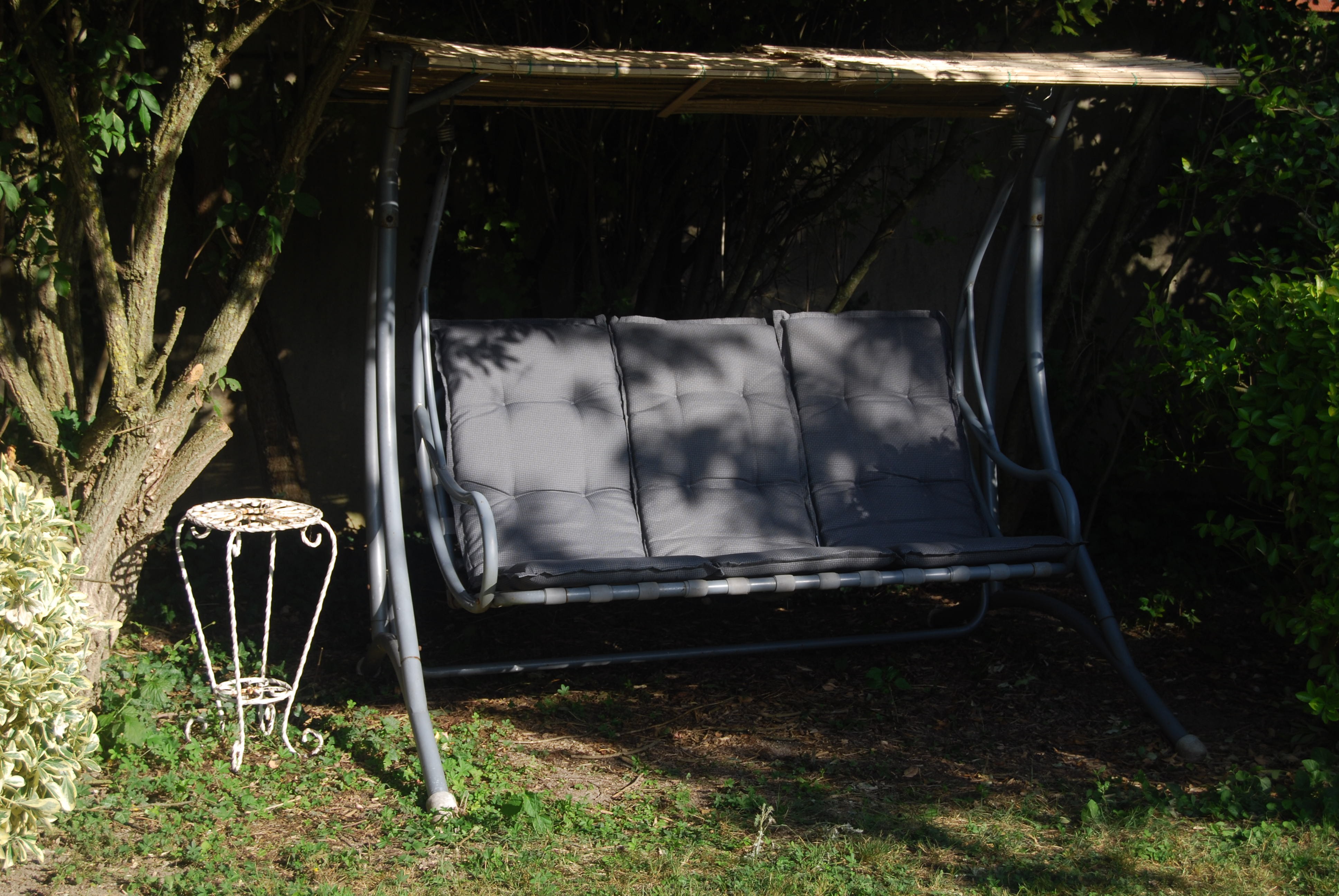 Balancelle dans votre espace jardin