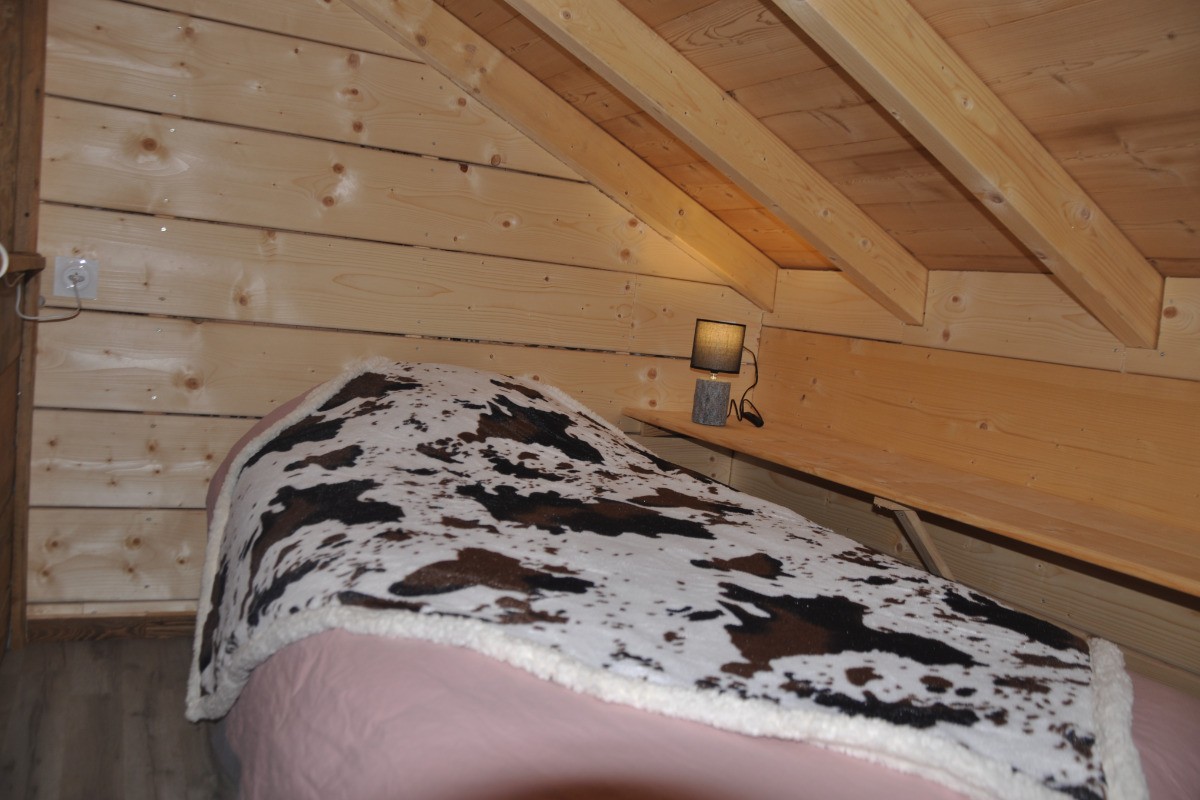 Chambre 1 lit 1 pers - Chalet des Rives