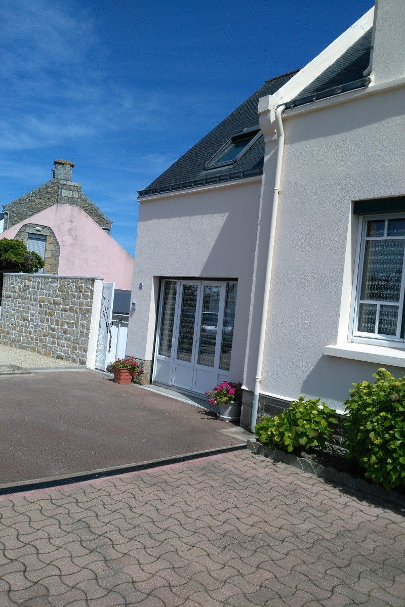 Cour et parking