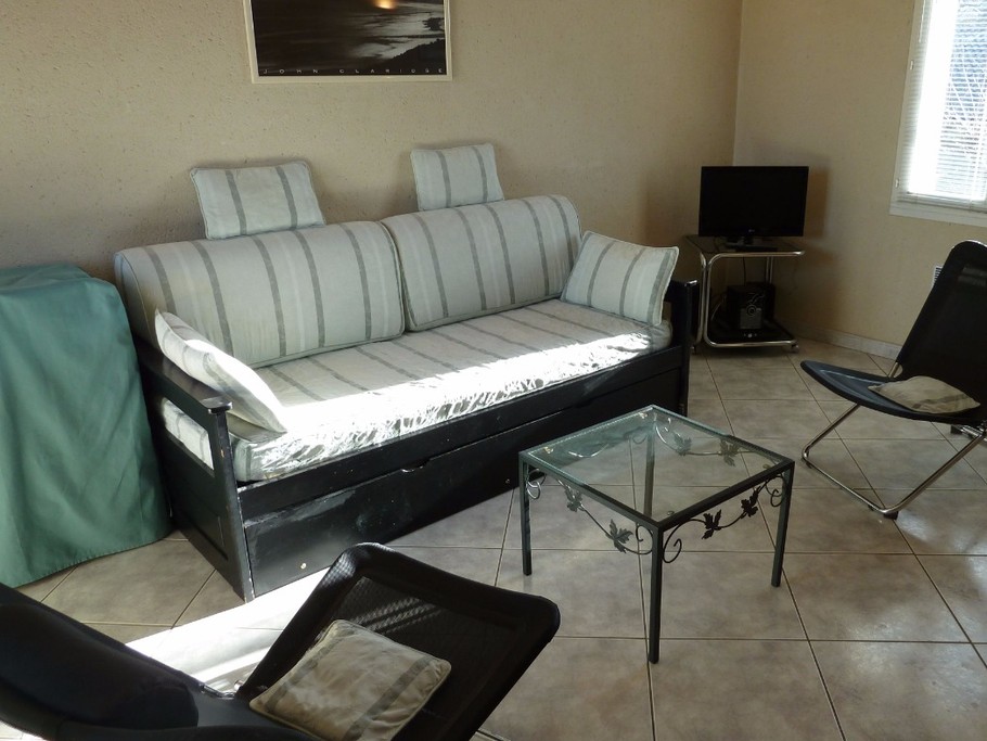 lit gigogne ( ou 2 lits d'1 personne )