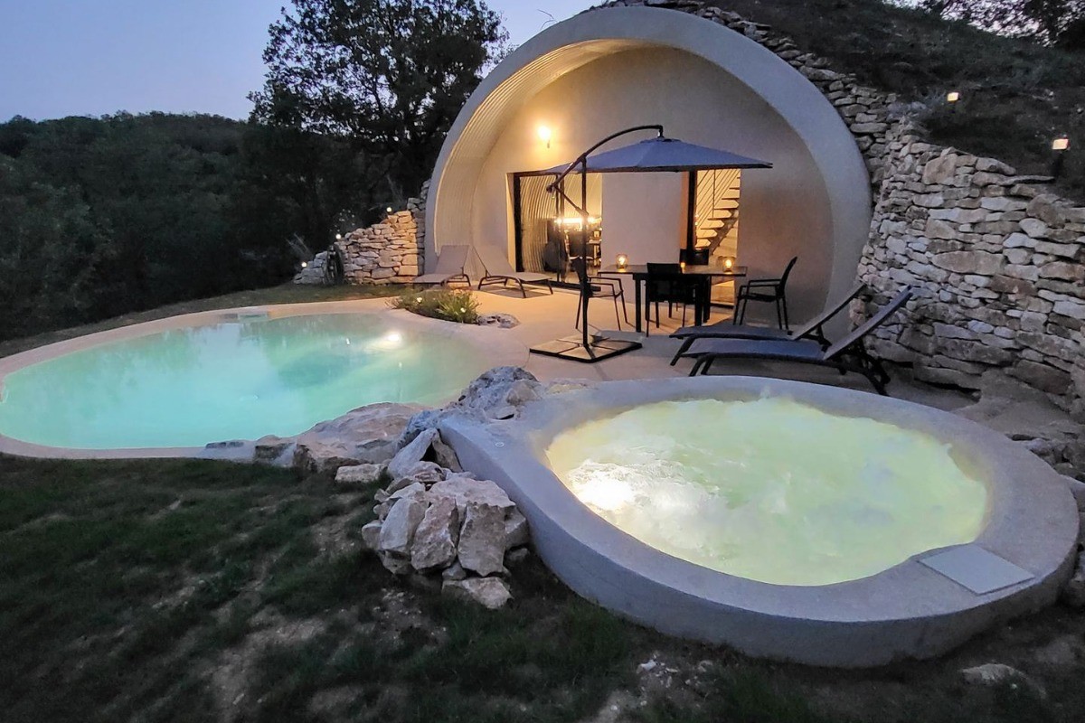 Photo n° 12 of the location