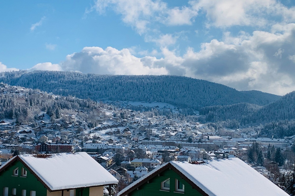 Agencement transats sur balcon - Gîte "Le Cosy dream des Xettes" Gérardmer