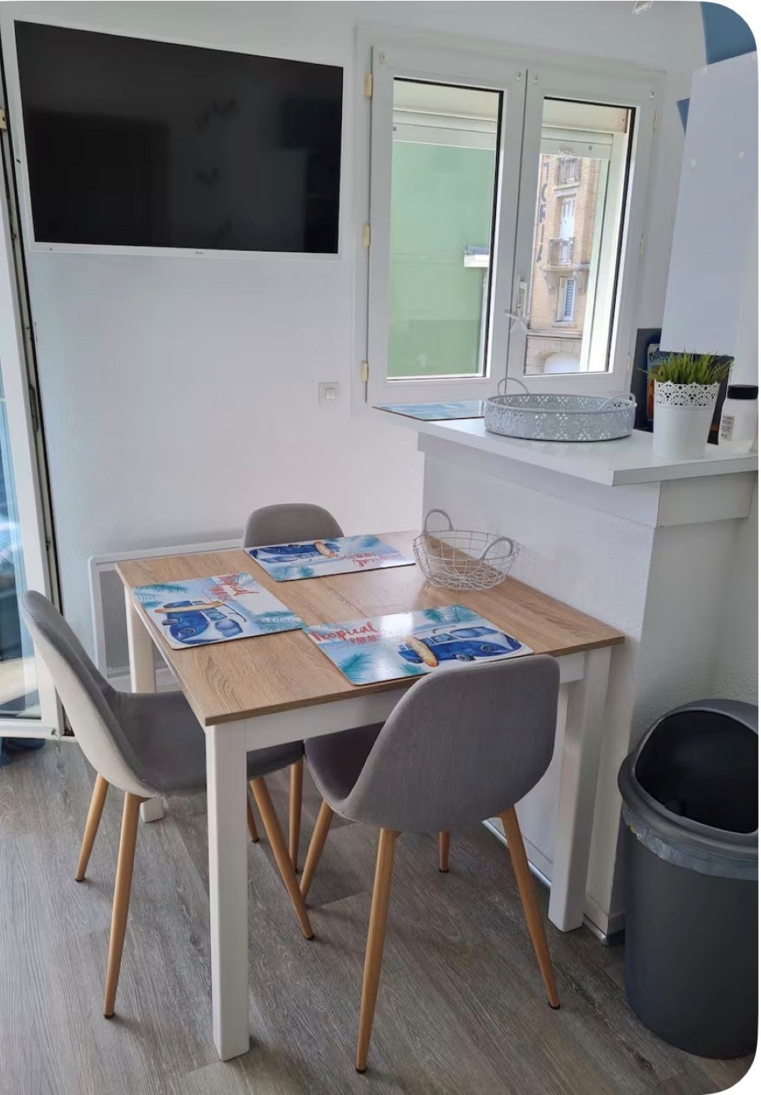 Cuisine et coin repas Mers les Bains Studio Trimaran Hauts de France
