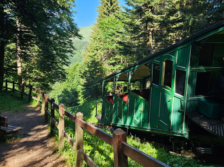 "Les Chamois" holiday cottage in Mont-Dore: The Capucin funicular