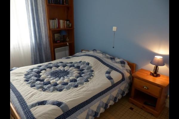 lit chambre principale
