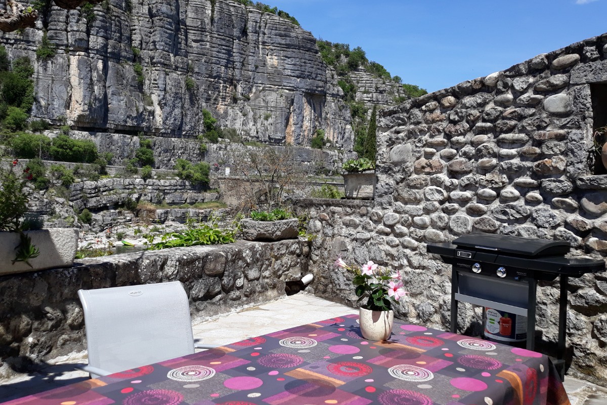 La terrasse et sa plancha