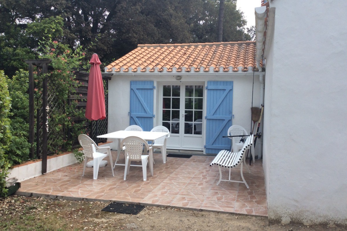 Terrasse côté pièce de vie
