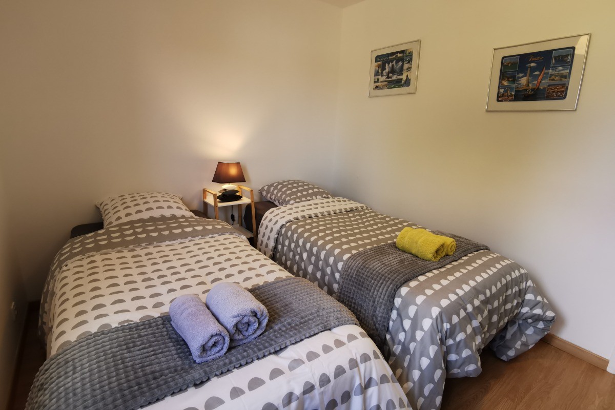 Chambre avec 2 lits 90 x 200