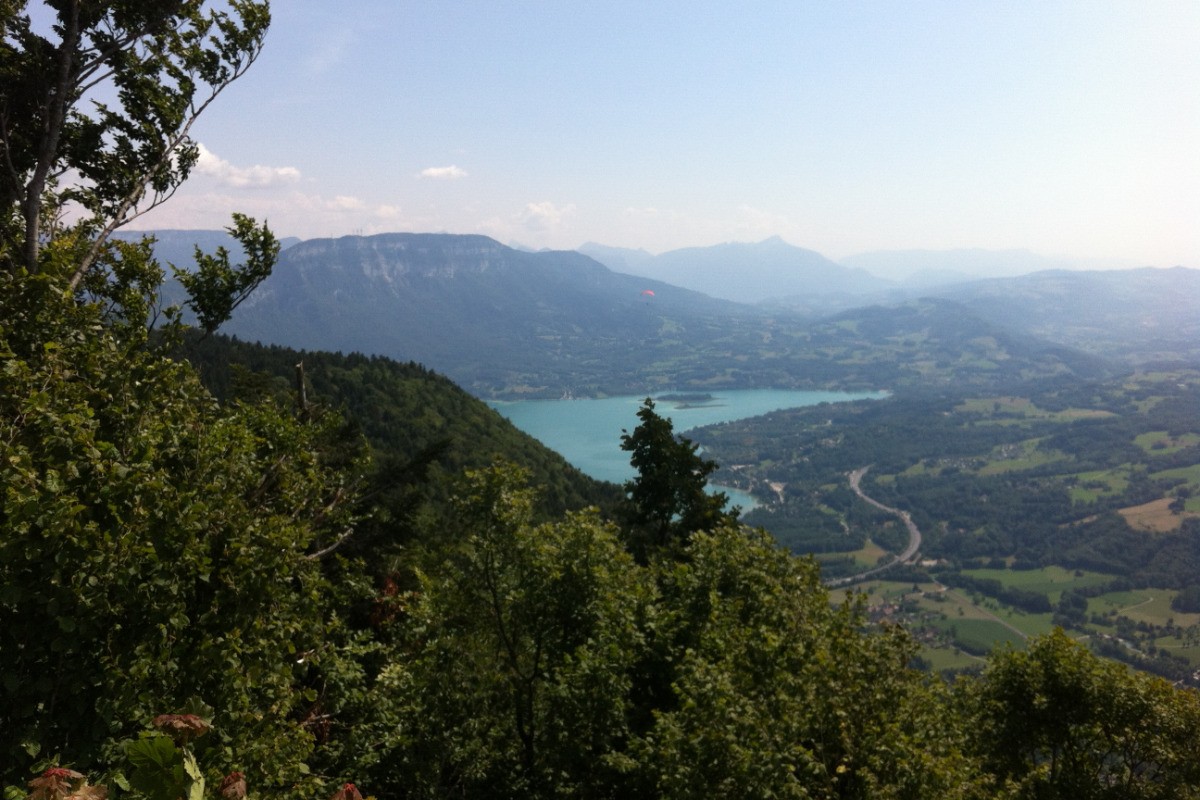 lac vu de la montagne de l'Epine