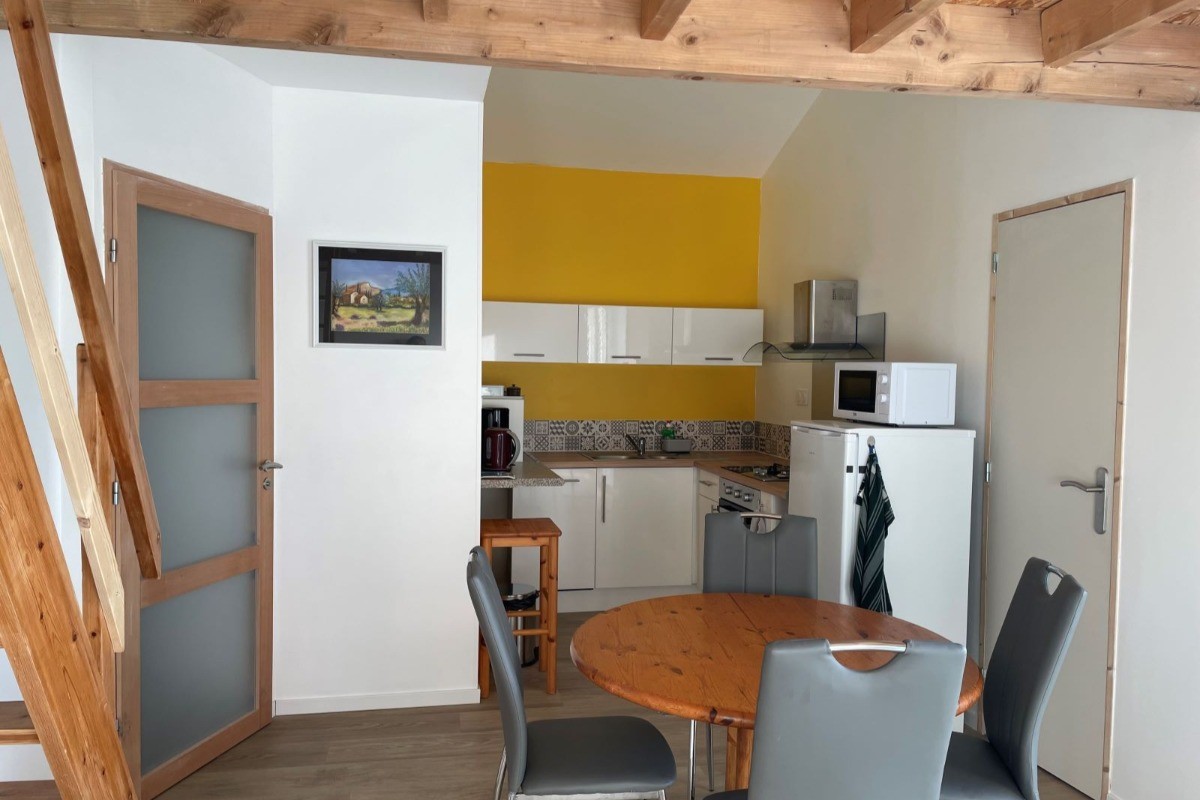 Les Figuiers 2, pour 4 personnes avec 2 terrasses, avec stationnement gratuit, près de Chatelaillon en Charente maritime