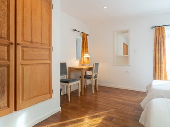 Chambre N° 2 - Place pour un lit simple supplémentaire