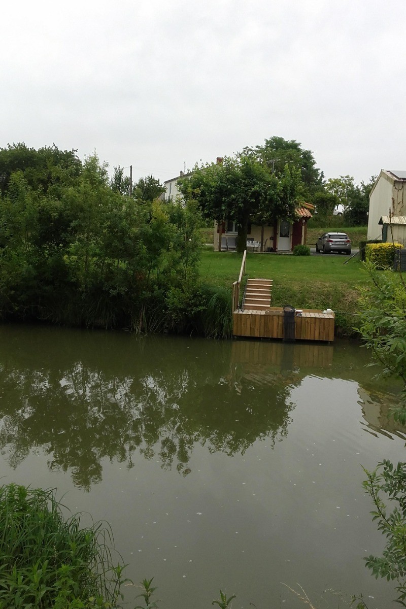 Nouveau ponton en face du gîte