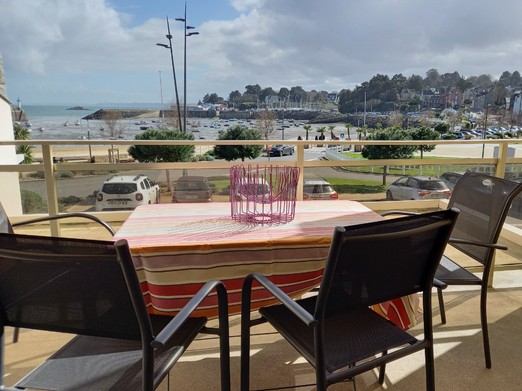 #Clévacances - APPARTEMENT 4 PERSONNES, VUE MER, exposition Sud/Sud/Est. SAINT QUAY PORTRIEUX COTES D'ARMOR BRETAGNE