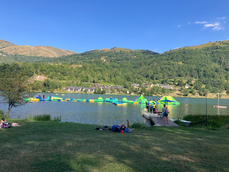 Aquapark sur le Lac