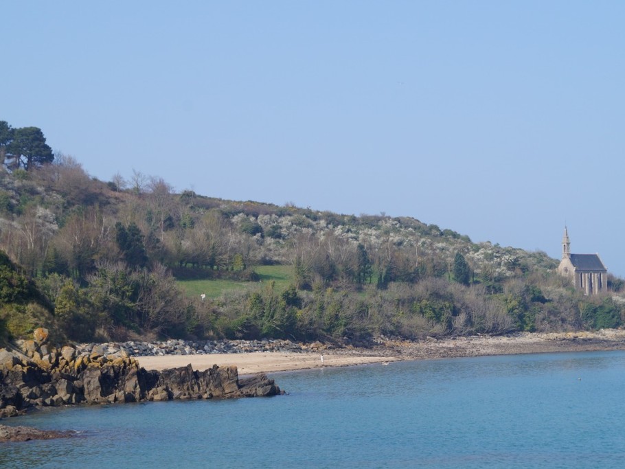 plage de la Trinité 300 mètres à pied du gîte