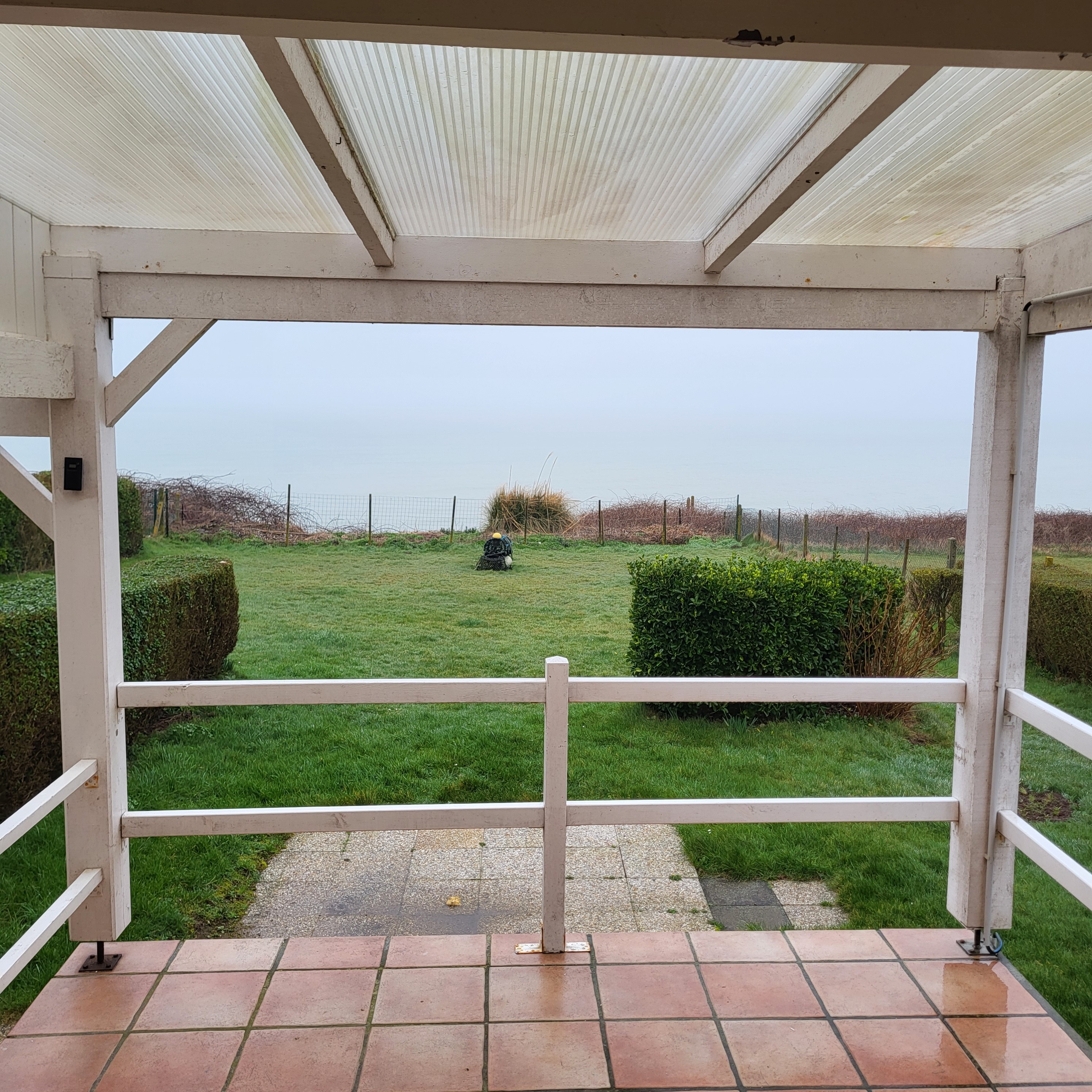 Terrasse vue sur la mer