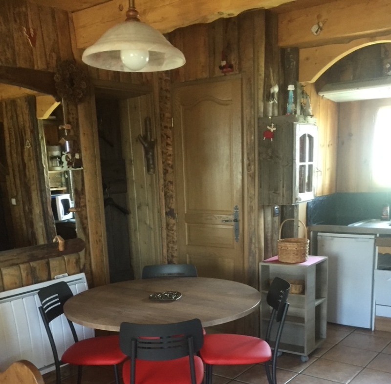 coin repas (5ème chaise dispo)