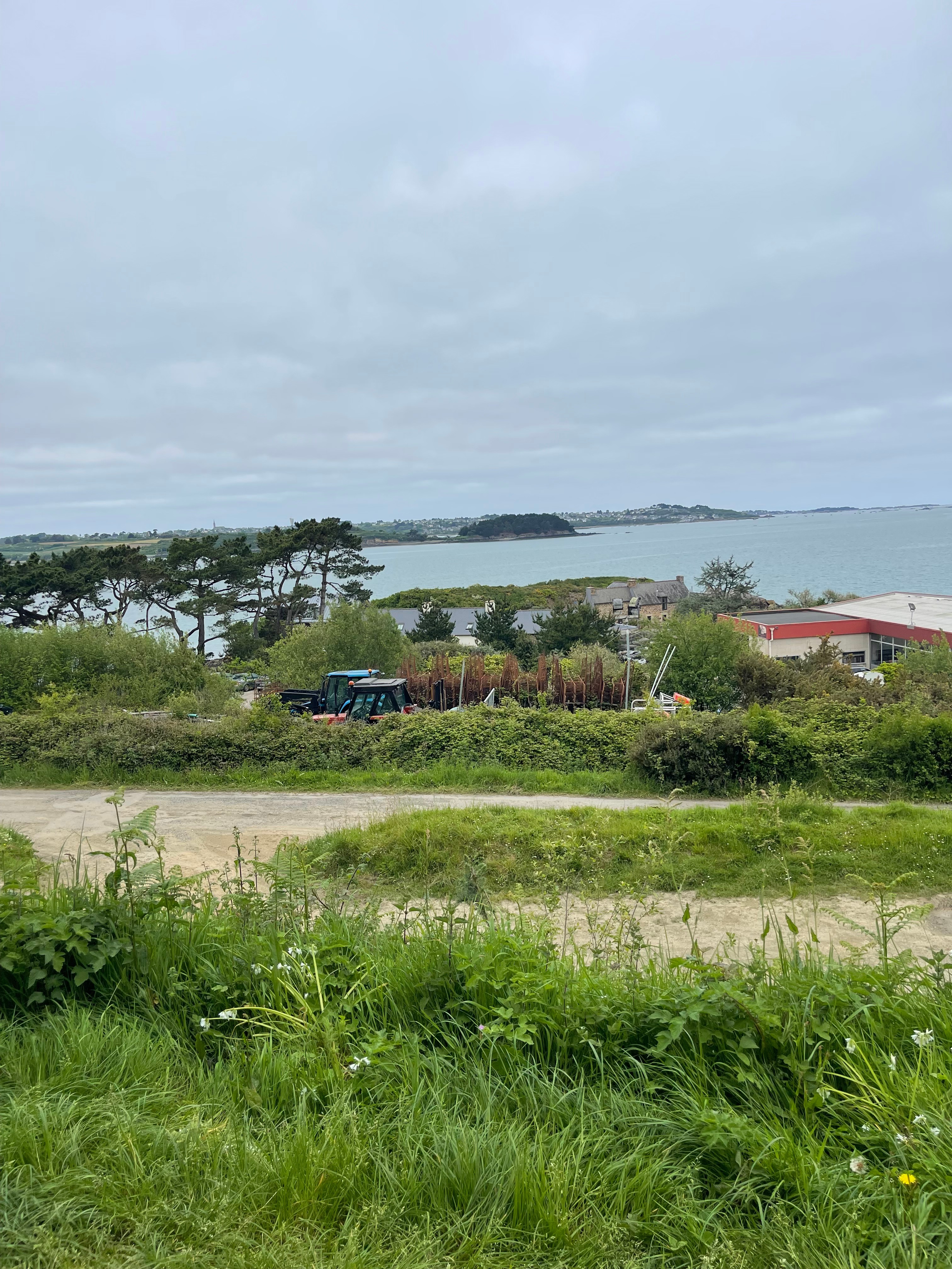 Plage et bar à huîtres à kerarsic