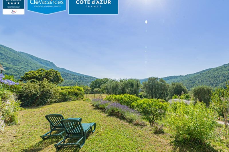 VACANCES AUTHENTIQUES CALMES A 300M A PIED DE LA RIVIERE