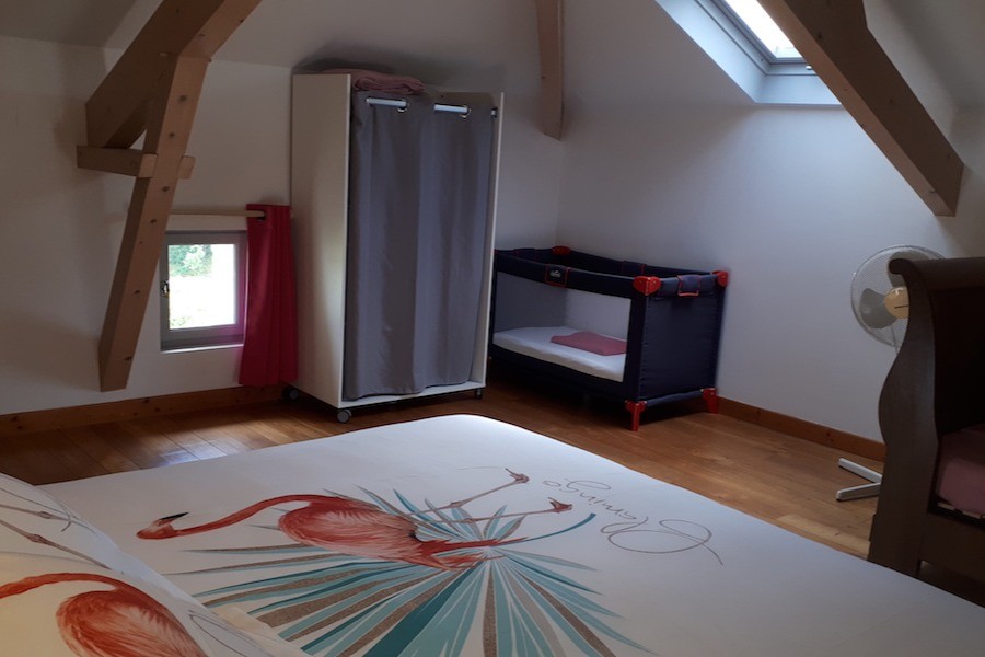 2ème chambre lit 140 et lit bébé