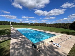 Gîte de Peyrucolle - Piscine