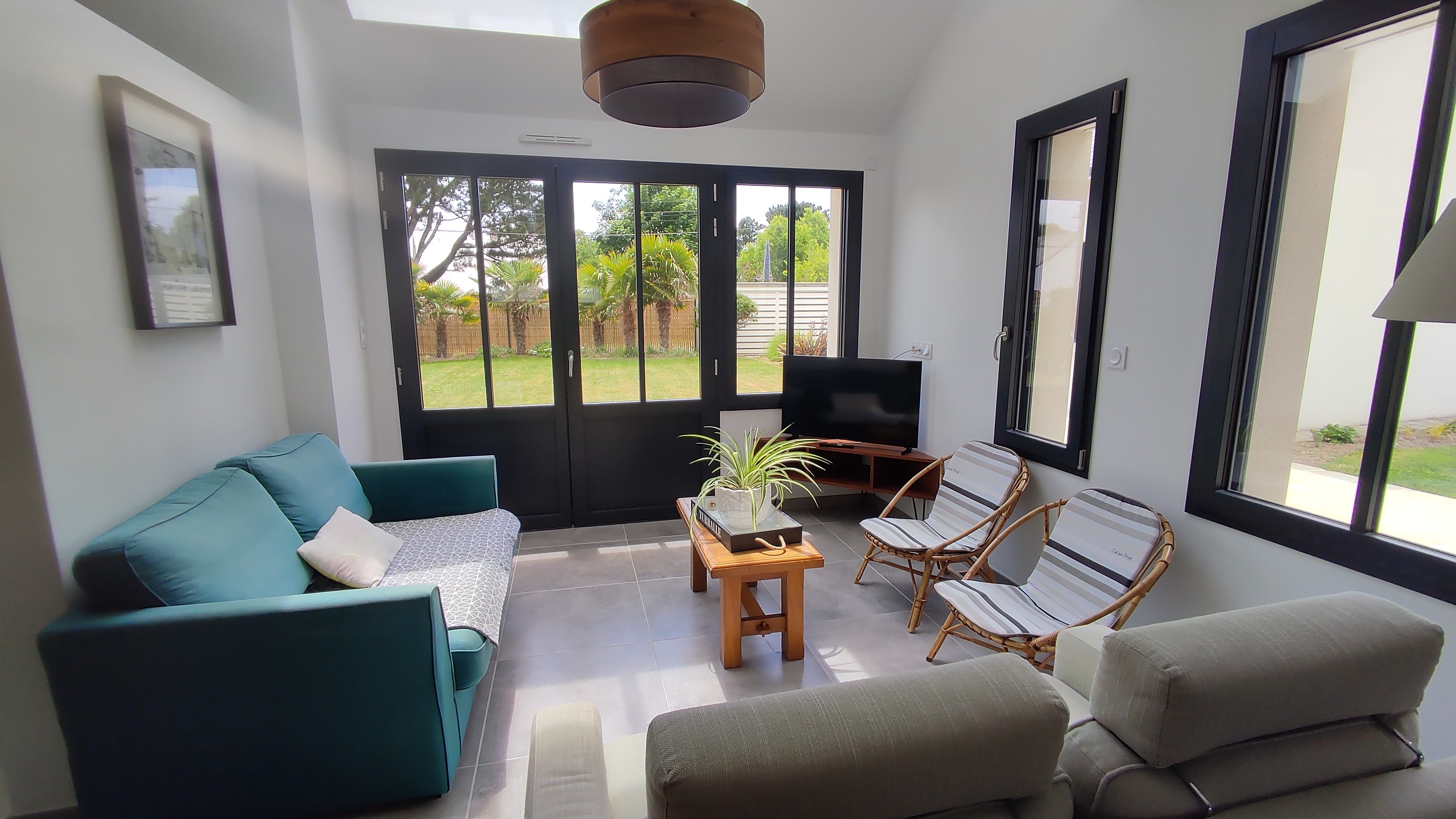 salon donnant sur jardin