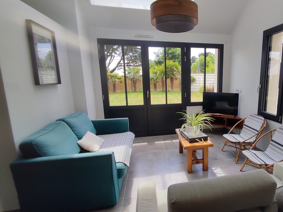 salon donnant sur jardin