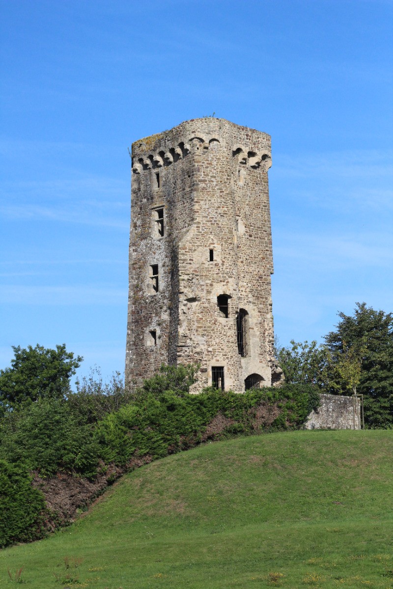 La Haye du Puits_Donjon médiéval