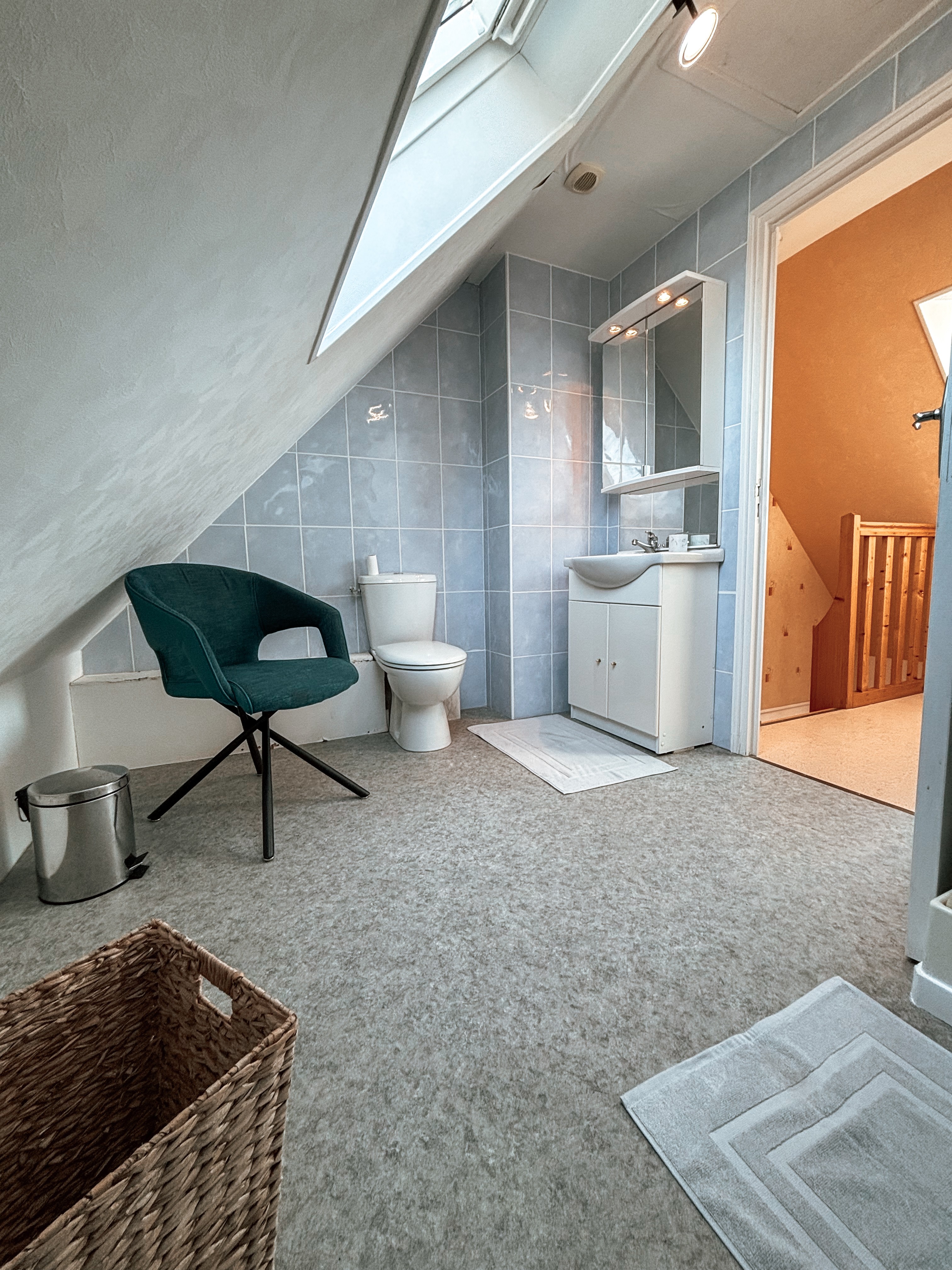 Shower room WC 1st floor